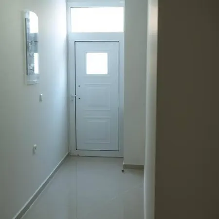Anesis Airport Rooms 204 Koropion Exterior photo